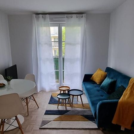 Proche Disney.Un Superbe Appartement Bien Desservi Bussy-Saint-Georges Luaran gambar